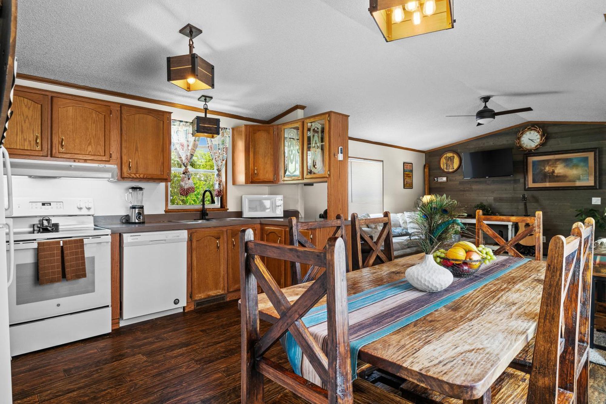 Let'S Go ! Fisherman, Families, Pools One Minute From Your Door, Comfort, Location Perfect, Amenity-Rich, Pup Friendly, Discover An Exceptional Wyoming Stay, Thermopolis River Walk Home At Hot Springs State Park, 'Where Families And Fisherman Stay' Eksteriør billede